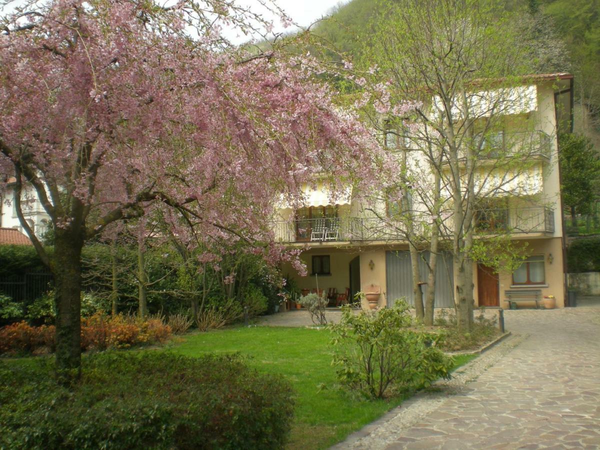 Shabby House Donatella Apartment Carenno Exterior photo
