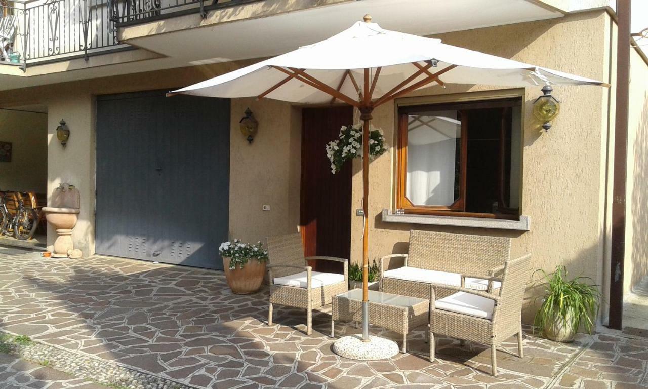 Shabby House Donatella Apartment Carenno Exterior photo