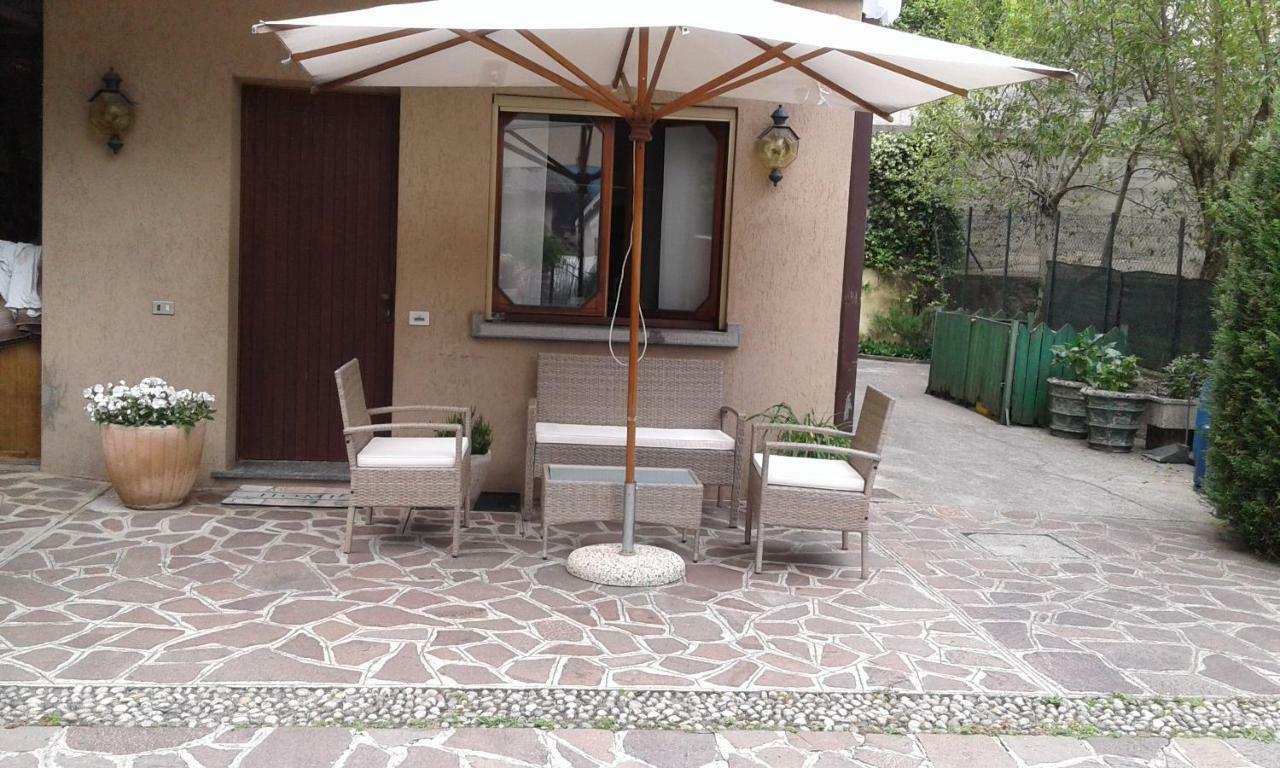 Shabby House Donatella Apartment Carenno Exterior photo
